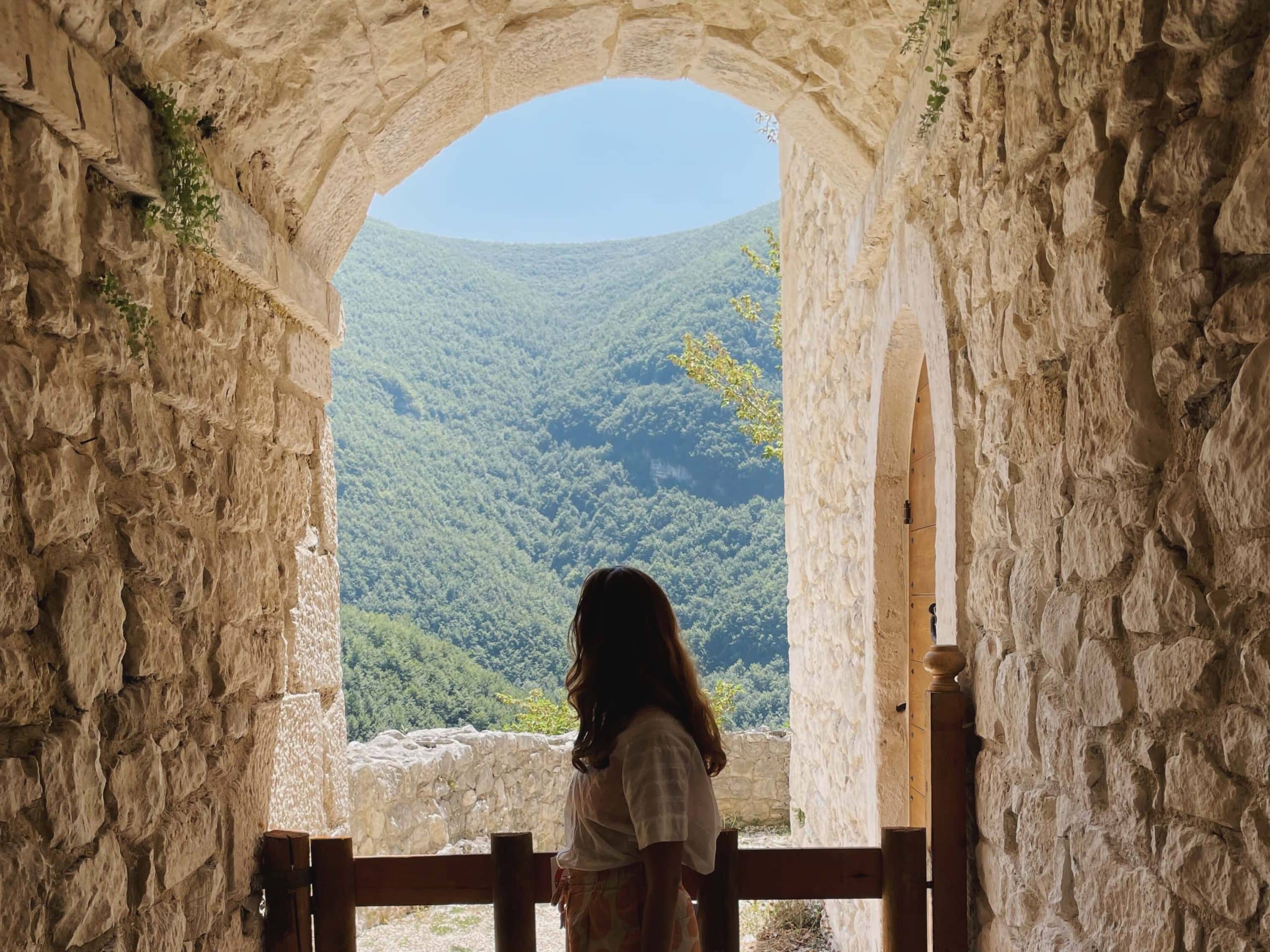 Abruzzo Roccamorice arc